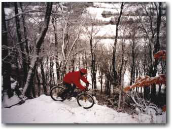 Verschneite Trails bei Aalen